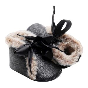 Bebila Baby Boy Girl 0-3m Black Faux Fur Liner Ribbon Bow Booties EUC